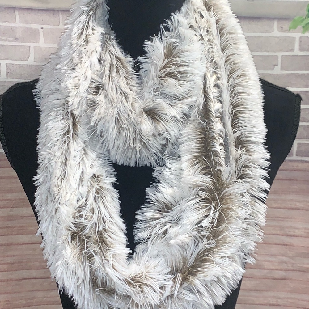 Infinity scarfs - Picture 7 of 8
